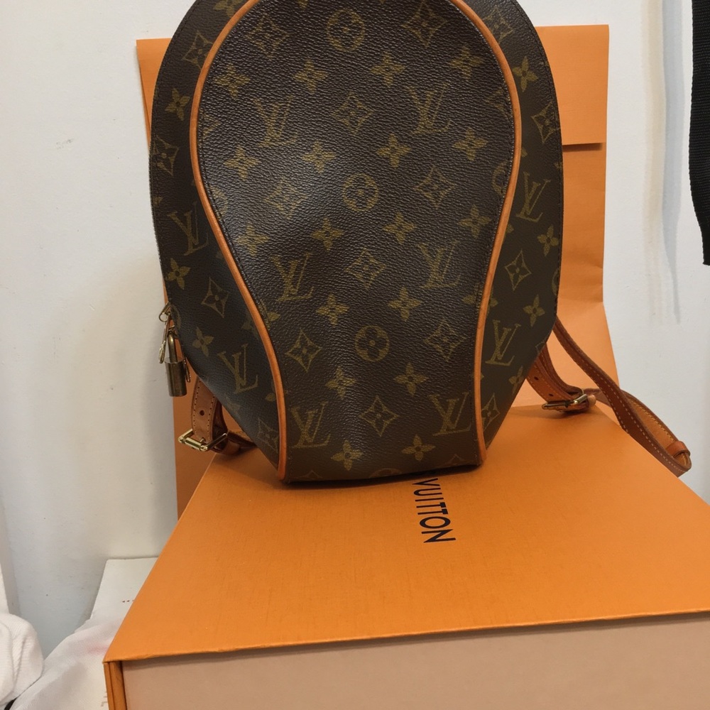 Louis Vuitton Monogram Ellipse Sac a Dos Backpack. With serial number Ml1001. - Picture 11 of 16